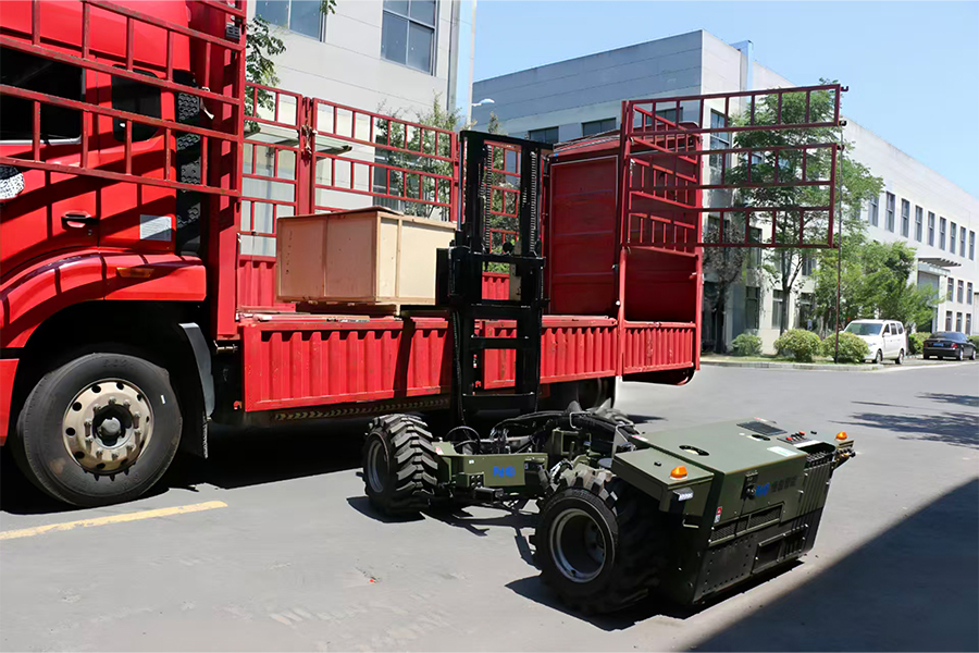 隨車(chē)叉車(chē)HCBM214 隨車(chē)叉車(chē)HCBM214